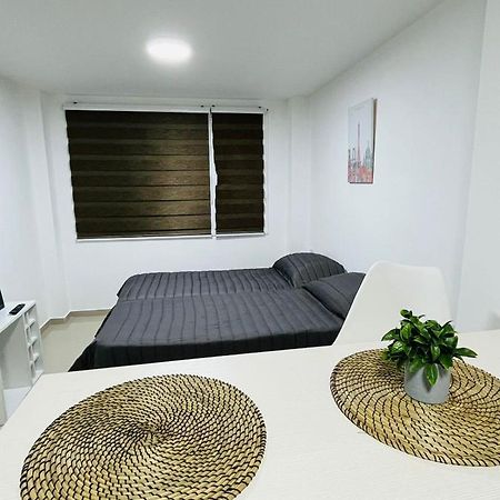 Departamentos Aires De Ushuaia Apartment Bagian luar foto
